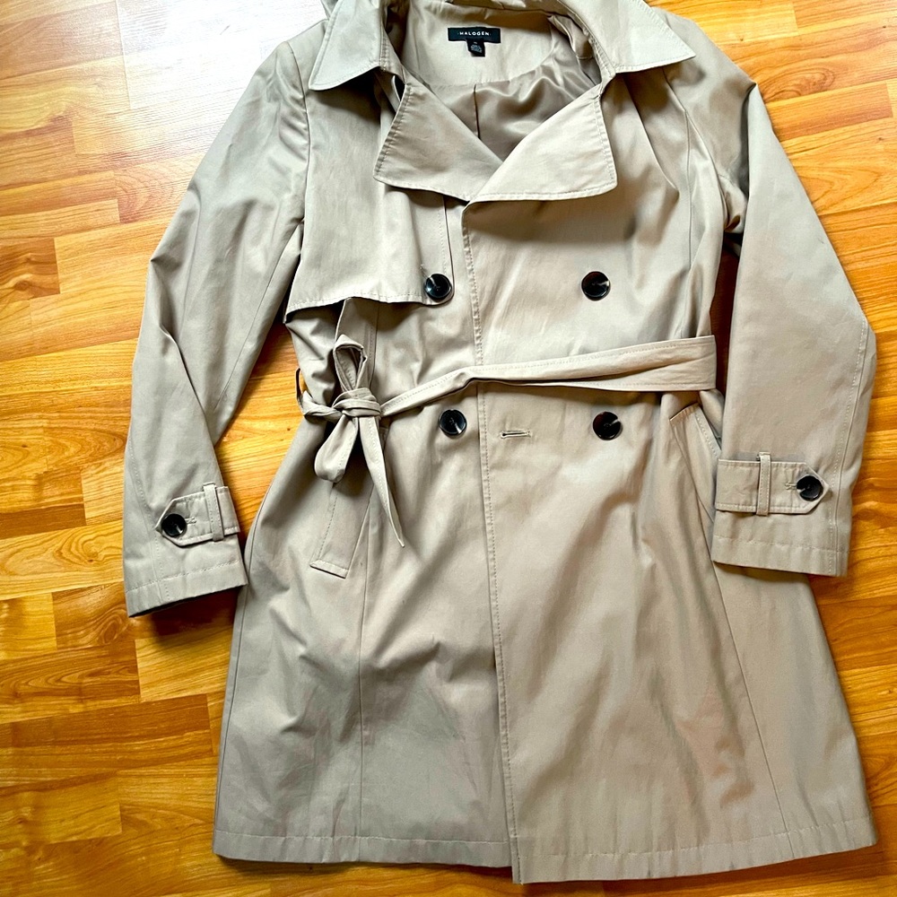Halogen Trench coat
